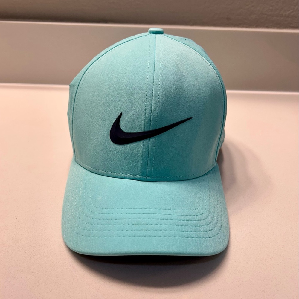 Nike Golf Dri-Fit Classic 99 Fitted Hat
